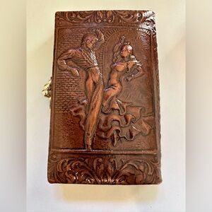 Vintage leather wallet never used